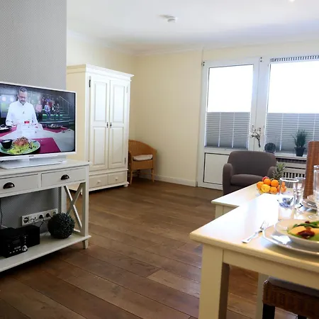 Hochwertiges Und Komfortables 1-zimmer-appartement Mit Balkon * Westerland